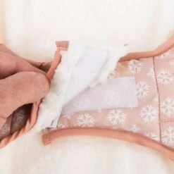 TIAKI Hundemantel Cozy Snowflakeneu -Angebote Hunde Moden Store 360406 cozy snowflake 35cm fg 9889 8